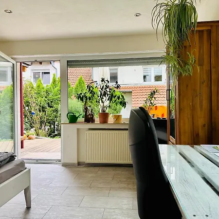 ☆gemuetliche 1-zimmerwohnung Mit Terrasse☆