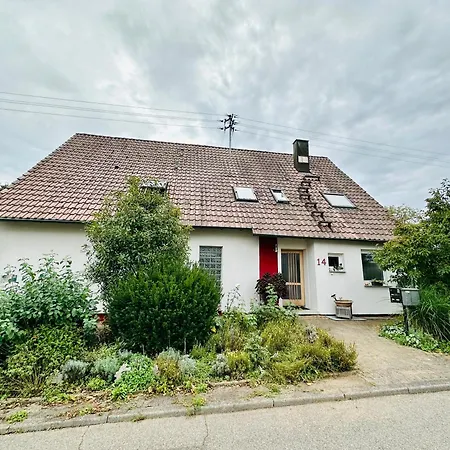 ☆gemuetliche 1-zimmerwohnung Mit Terrasse☆ 아파트 Rielingshausen